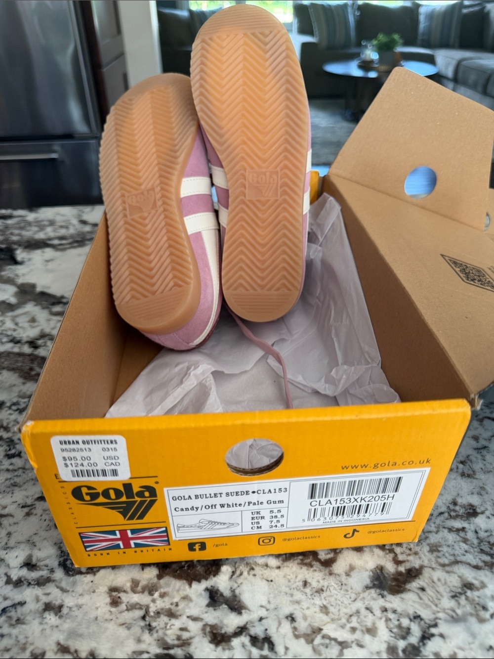 Gola Bullet Suede Pink Sneakers with White Stripes - Picture 4 of 4